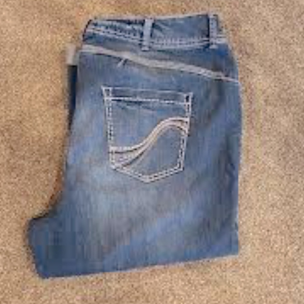 Lane Bryant classic cropped Stylish Blue Denim Jeans size 18